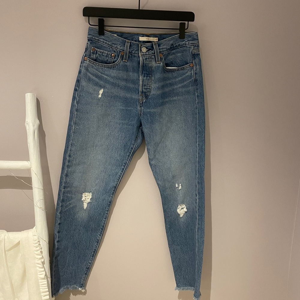 Levi’s Wedgie Jeans